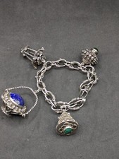 Bracelet à breloques gitane italienne  des années 1930 en argent 800 