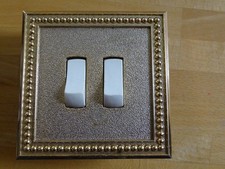 Arnould ancien 1 double va et vient interrupteur plaque bronze décor perles