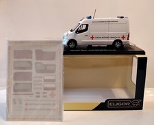 Renault Master Croix Rouge
