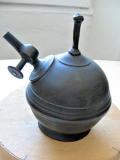 ANCIENNE LAMPE A SOUDER  "