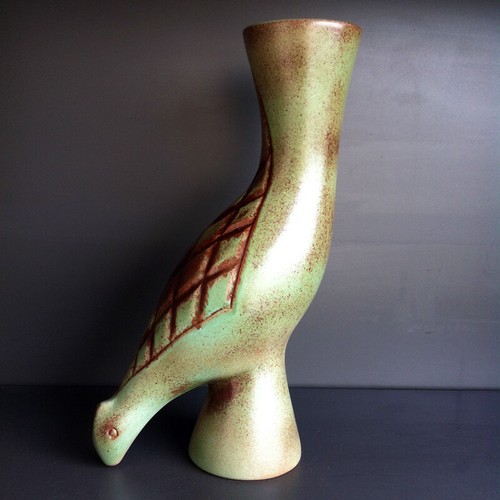 Grand vase zoomorphe - grand, signé