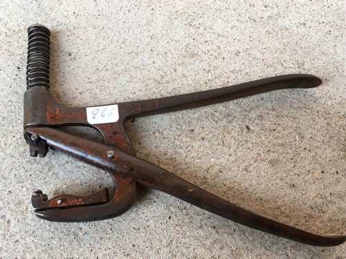 Old tool outil - (n°266,