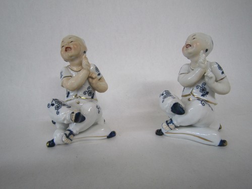 Paire statuette sujet - statuette,