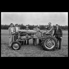 Photo A.017094 ALLIS-CHALMERS FARM TRACTOR 1951