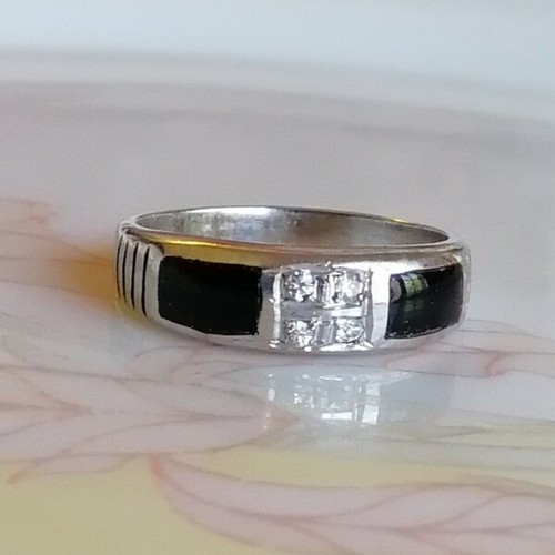 Belle bague argent - en, massif