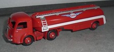 DINKY  TOYS  Camion citerne esso panhard     1954 (rééd Atlas)   rouge