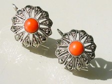 BELLES BOUCLES D'OREILLES