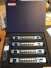 VITRAINS 1120L : SET 4 VO2N