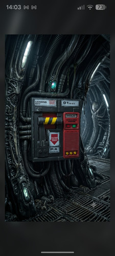 Alien air lock door animé