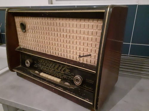 Radio vintage romance - radio,