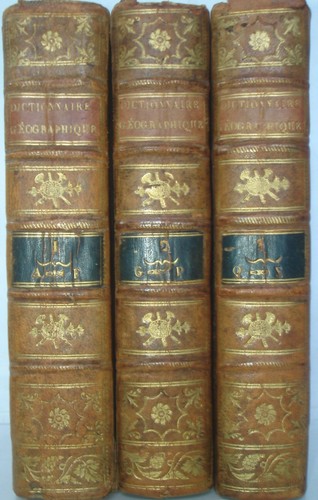 Nouveau dictionnaire universel - nouveau,