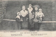 CP AU PAYS DU BERRY NOTRE FAMILLE BERRICHONNE