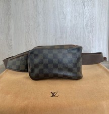 LOUIS VUITTON Bag: Damier