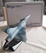 Avion Mirage 2000-5  1/48  Dassault Aviation. Modèle en résine