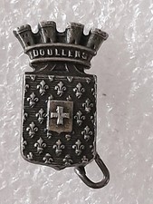 Ancienne Broche Blason Ville Doullens. Haut De France 
