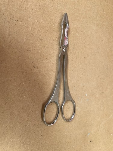Ancien ciseau pince casse - pince,