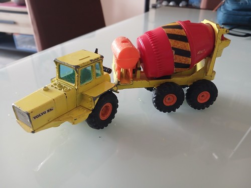 Volvo betonniere corgi - bm,