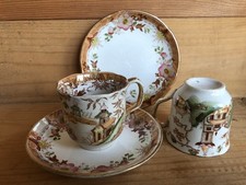 2 tasses et sous tasses