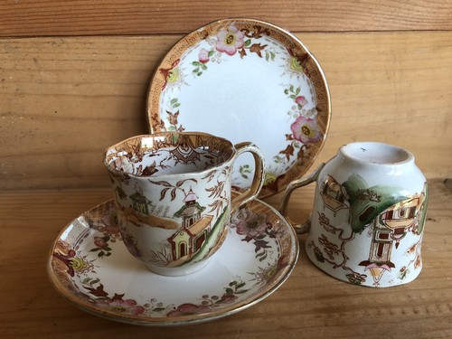 Tasses sous - tasses,