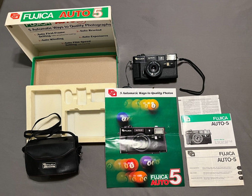 Fujica auto 35mm camera - auto-5,,