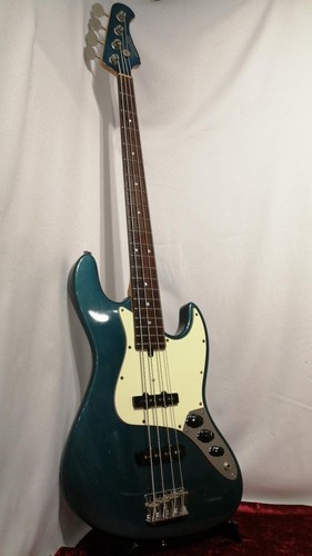 Guitare basse électrique