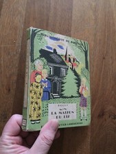 BIBLIOTHEQUE DE SUZETTE DELLY la maison du lis 1954