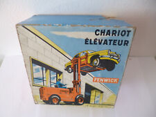 PEU COURANT COFFRET ancien CHARIOT ELEVATEUR FENWICK téléguidé DUPREUX