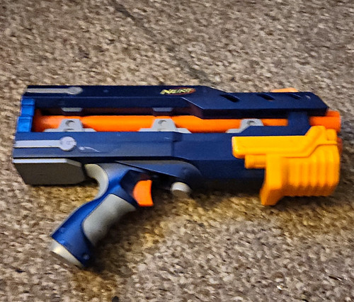 Nerf strike dart blaster - nerf, n-strike