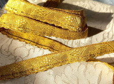 ANCIEN GALON FIL OR  XIX EME 1,75 M + 1,06 M+ 0,89 M SUR 1,9 CM  N°4