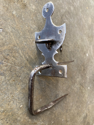 Ancien loquet poucier en - à,