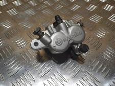 Etrier de frein avant Brembo