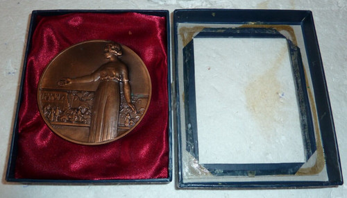 Belle médaille la - de,