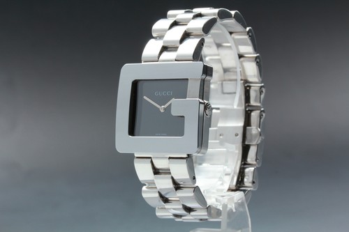 Exc montre à - [exc+5-],