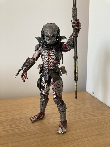 Neca red predator - neca,