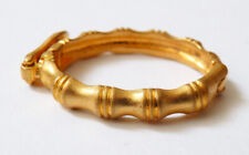 Coulant passant en forme de