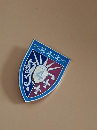 Insigne militaire 4e - ,
