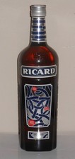 Ricard bouteille vide par Mathieu Mercier