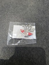 PIN'S FACOM Outillage hauteur