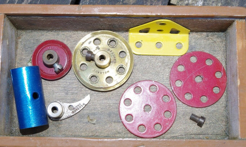 Meccano lot pieces metal - de, en