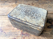 ANCIENNE BOITE PUBLICITAIRE