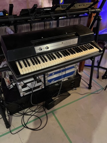 Wurlitzer 200a electric piano - 200a,