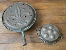 Bassinoire ancienne cuivre Fleur de LYS + Plat Escargot ancien cuivre 