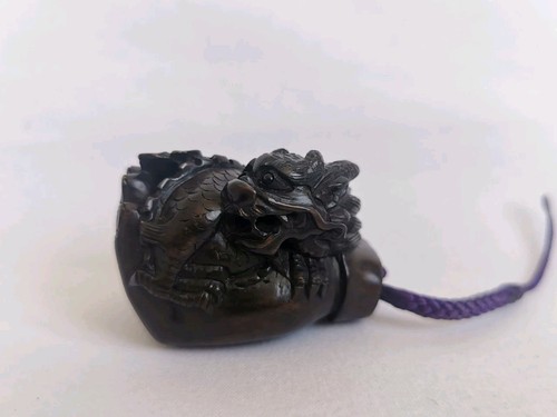 Tagayasan netsuke signé - netsuke,