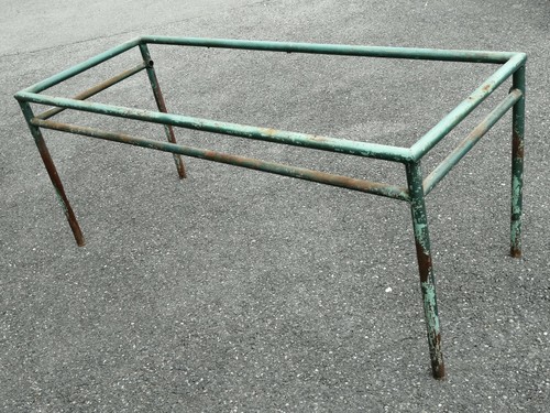 Pietement table design - de,
