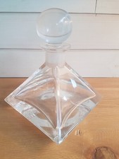 carafe pyramide pour whisky ou liqueur taillé avec bouchon magnifique 
