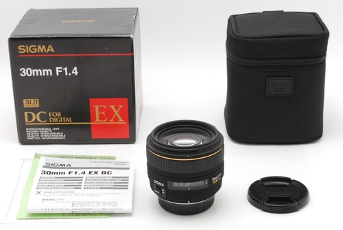 Comme neuf sigma mm f1 - neuf], f1,4