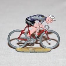 Figurine coureur cycliste Roger / Tour de France / no Aludo Salza Quiralu Cofalu