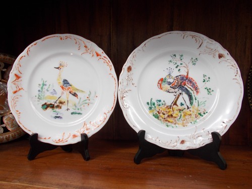 Assiettes porcelaine peintes - assiettes,