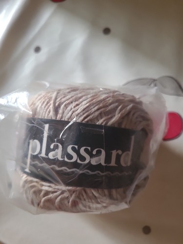 Pelotes laine plassard neuf - pelotes,