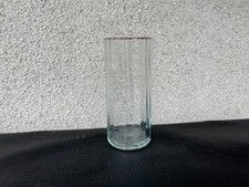 Vase cylindrique en verre transparent à décor texturé